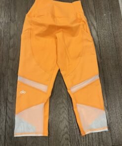 alo yoga clothes europe