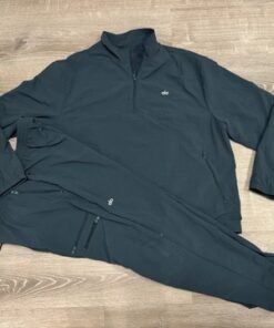 alo yoga clothes near me