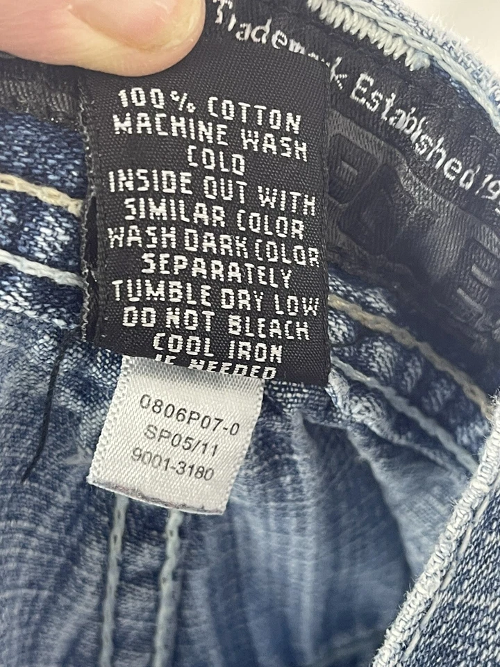 baggy mens blue jeans